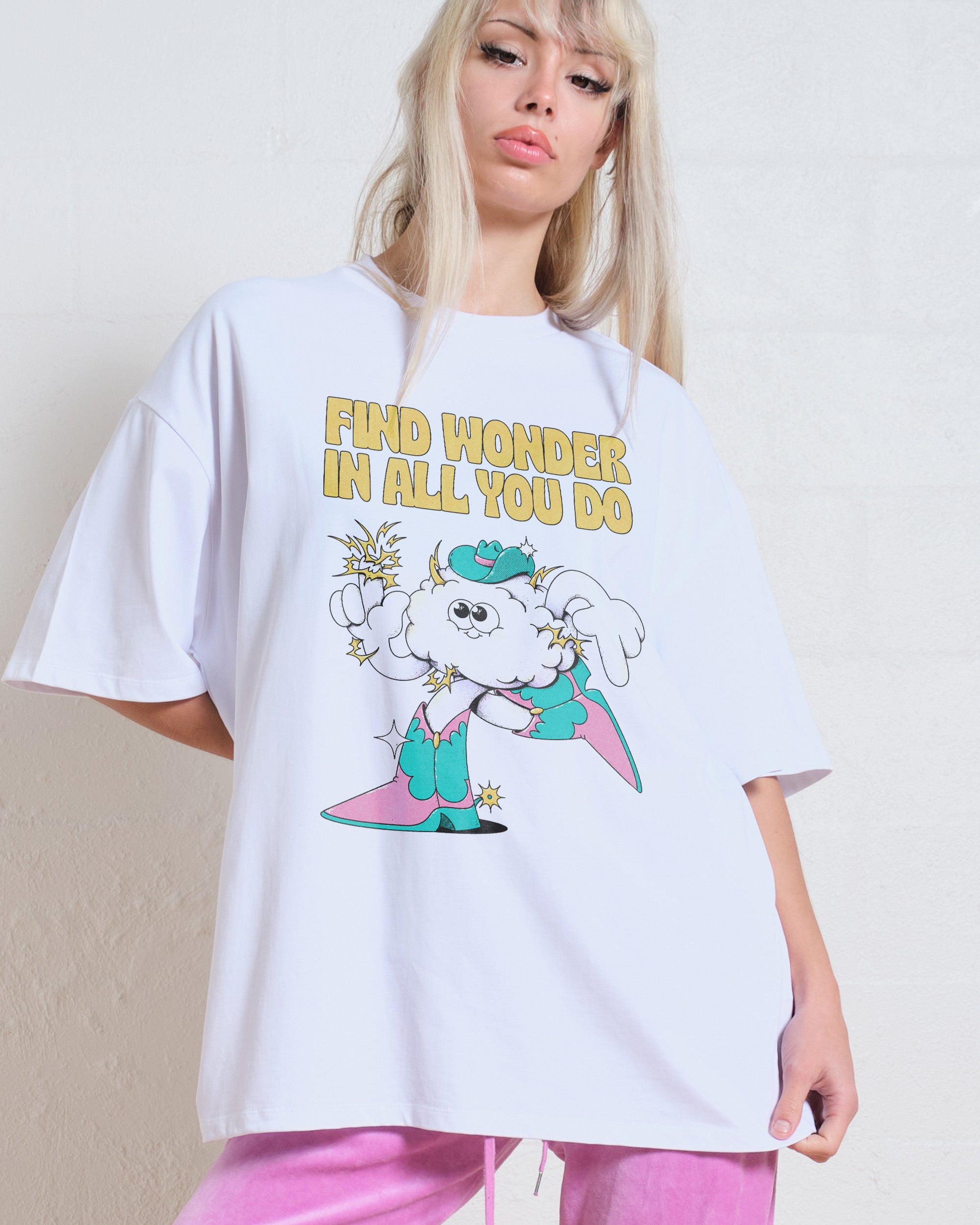 Find Wonder Oversized Graphic Tee - Unisex 90s Boxy Fit 100% Combed Cotton